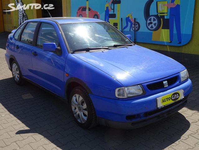 Seat Cordoba